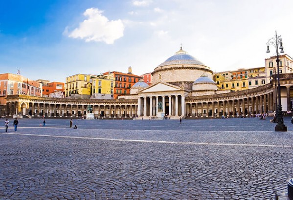 Piazza Plebiscito, Napels