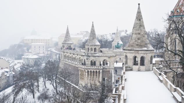 De burcht van Boeda in de sneeuw