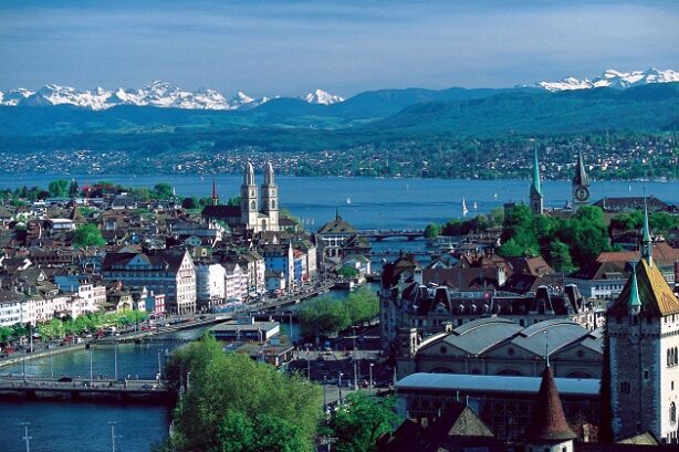 Zürich en de Alpen