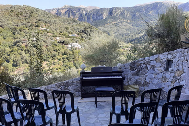 Recital in de bergen (foto Joost van der Meent)