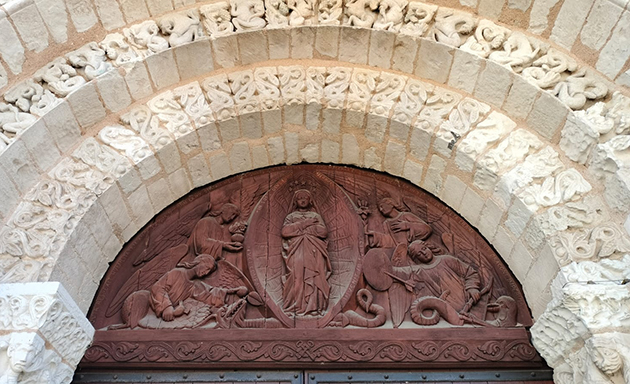 Tympaan Notre Dame la Grande in Poitiers